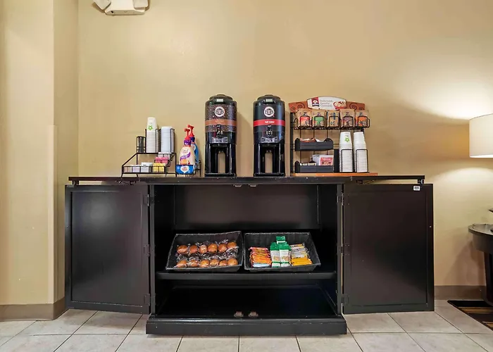 Extended America - - Killearn Hotel