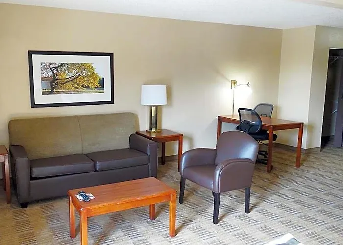 Extended America - - Killearn Hotel